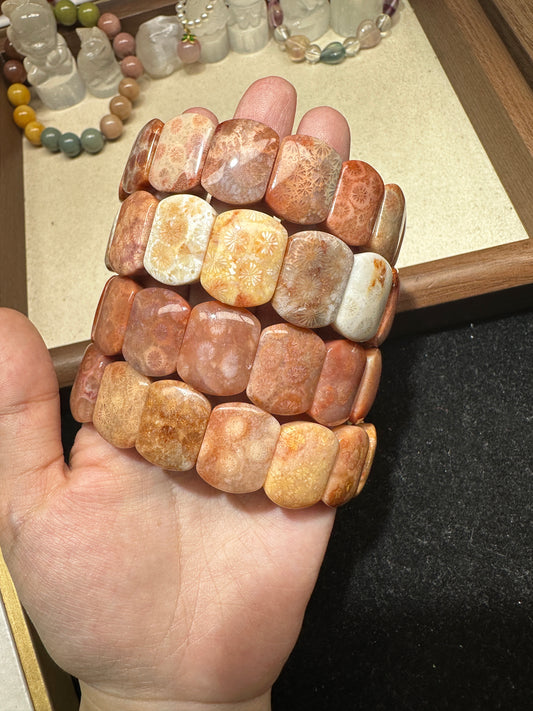 Coral jade bangle
